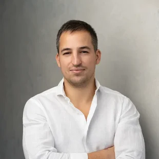 Picture of Aron Kantor